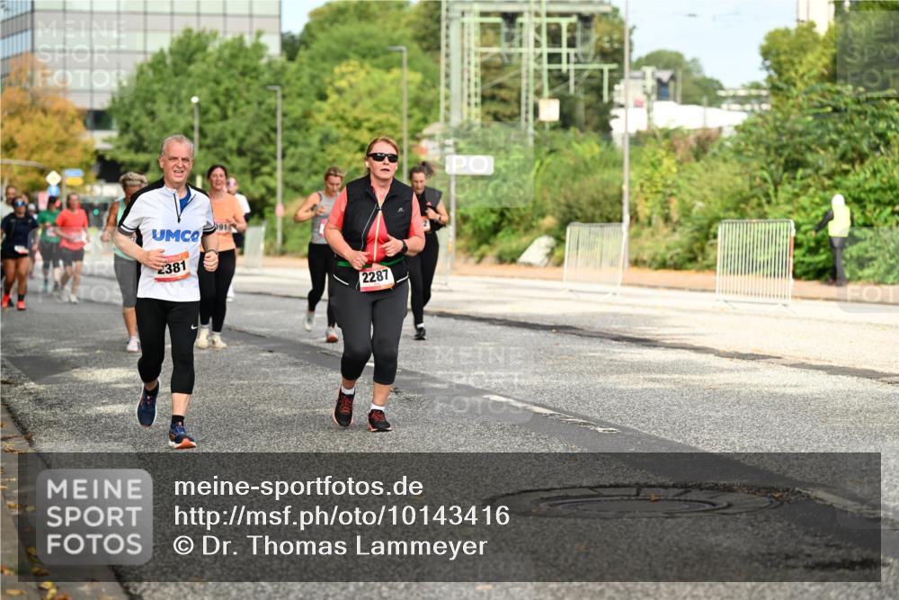 06.09.2026 - CURREX Alsterlauf Dr. Thomas Lammeyer http://msf.ph/oto/10143416 06.09.2026 10:14:01 Laufen 391, 2381, 2287 meine-sportfotos.de