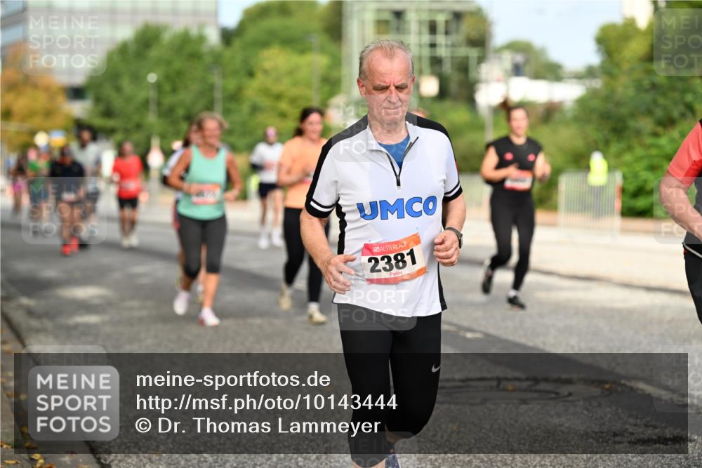 06.09.2026 - CURREX Alsterlauf Dr. Thomas Lammeyer http://msf.ph/oto/10143444 06.09.2026 10:14:04 Laufen 2381 meine-sportfotos.de
