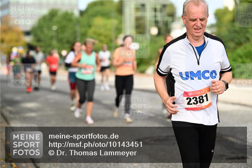 06.09.2026 - CURREX Alsterlauf Dr. Thomas Lammeyer http://msf.ph/oto/10143451 06.09.2026 10:14:05 Laufen 2381 meine-sportfotos.de