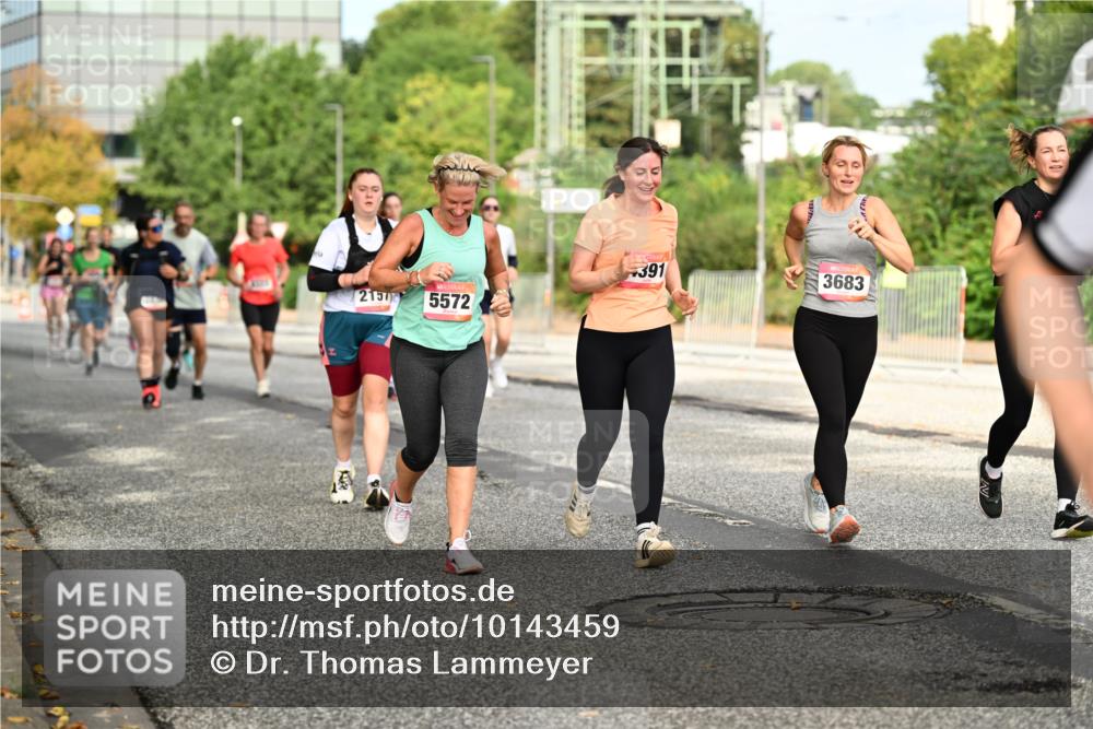 06.09.2026 - CURREX Alsterlauf Dr. Thomas Lammeyer http://msf.ph/oto/10143459 06.09.2026 10:14:06 Laufen 391, 3683, 2157, 5572 meine-sportfotos.de