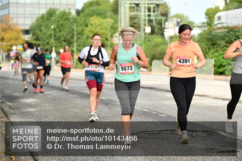 06.09.2026 - CURREX Alsterlauf Dr. Thomas Lammeyer http://msf.ph/oto/10143466 06.09.2026 10:14:07 Laufen 2157, 5572, 4391 meine-sportfotos.de