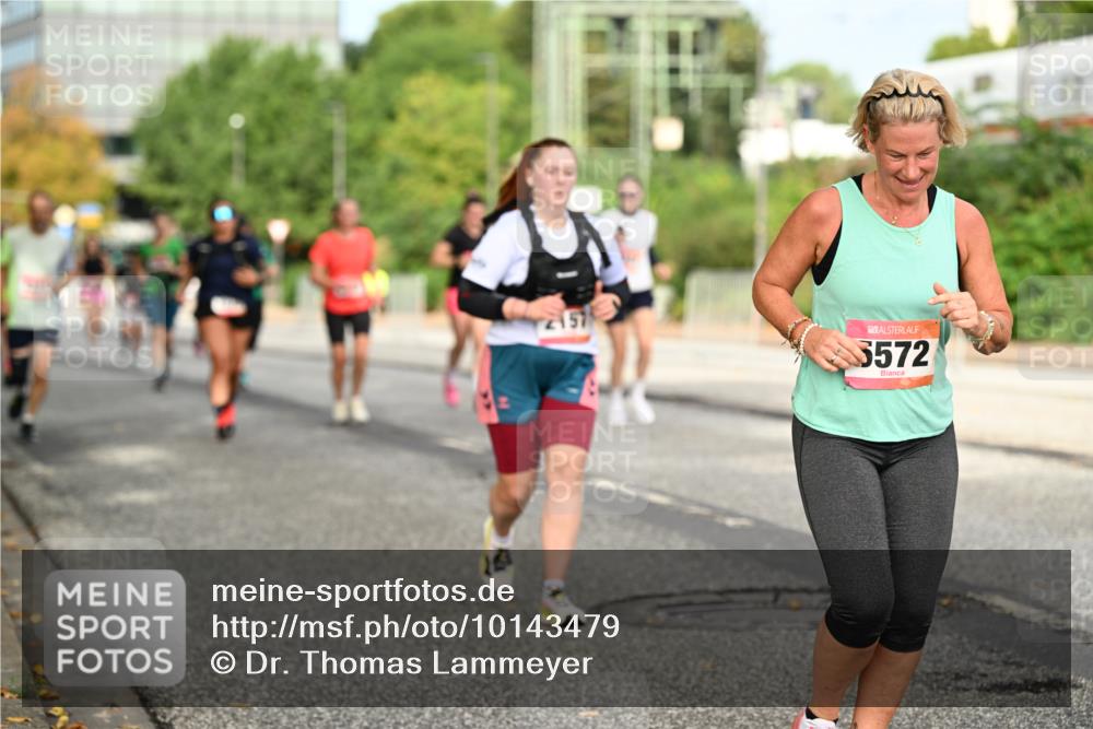 06.09.2026 - CURREX Alsterlauf Dr. Thomas Lammeyer http://msf.ph/oto/10143479 06.09.2026 10:14:08 Laufen 2157, 5572 meine-sportfotos.de