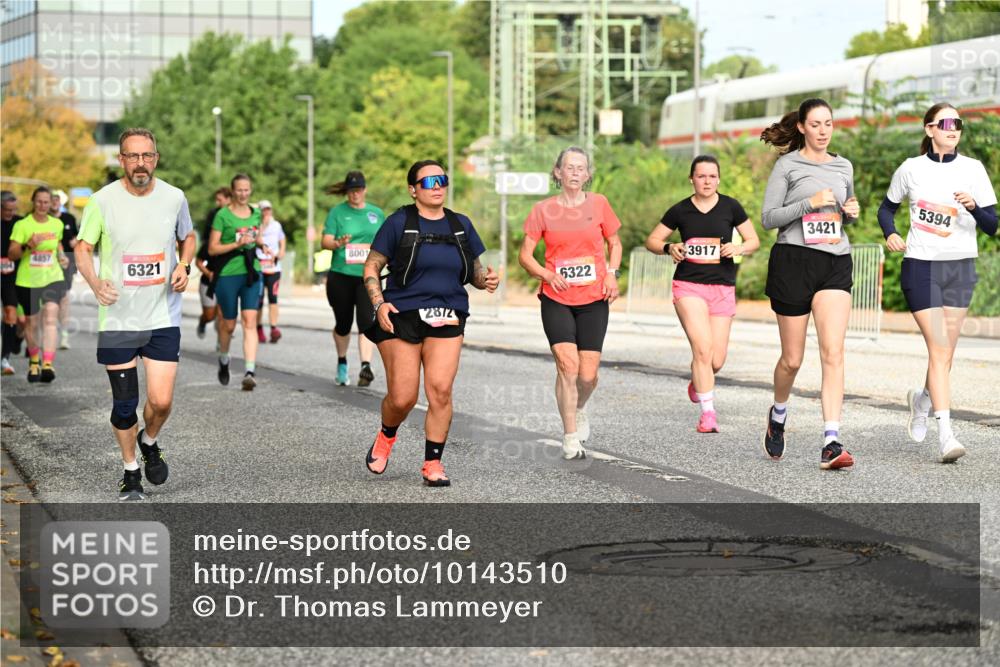 06.09.2026 - CURREX Alsterlauf Dr. Thomas Lammeyer http://msf.ph/oto/10143510 06.09.2026 10:14:11 Laufen 4857, 8001, 6321, 6322, 2872, 3917, 3421, 5394 meine-sportfotos.de