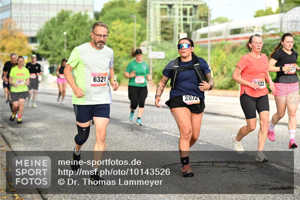 06.09.2026 - CURREX Alsterlauf Dr. Thomas Lammeyer http://msf.ph/oto/10143526 06.09.2026 10:14:13 Laufen 6321, 8001, 2872, 322 meine-sportfotos.de
