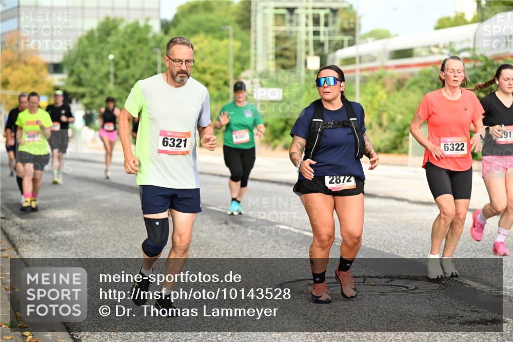 06.09.2026 - CURREX Alsterlauf Dr. Thomas Lammeyer http://msf.ph/oto/10143528 06.09.2026 10:14:13 Laufen 6321, 2872, 6322, 91 meine-sportfotos.de
