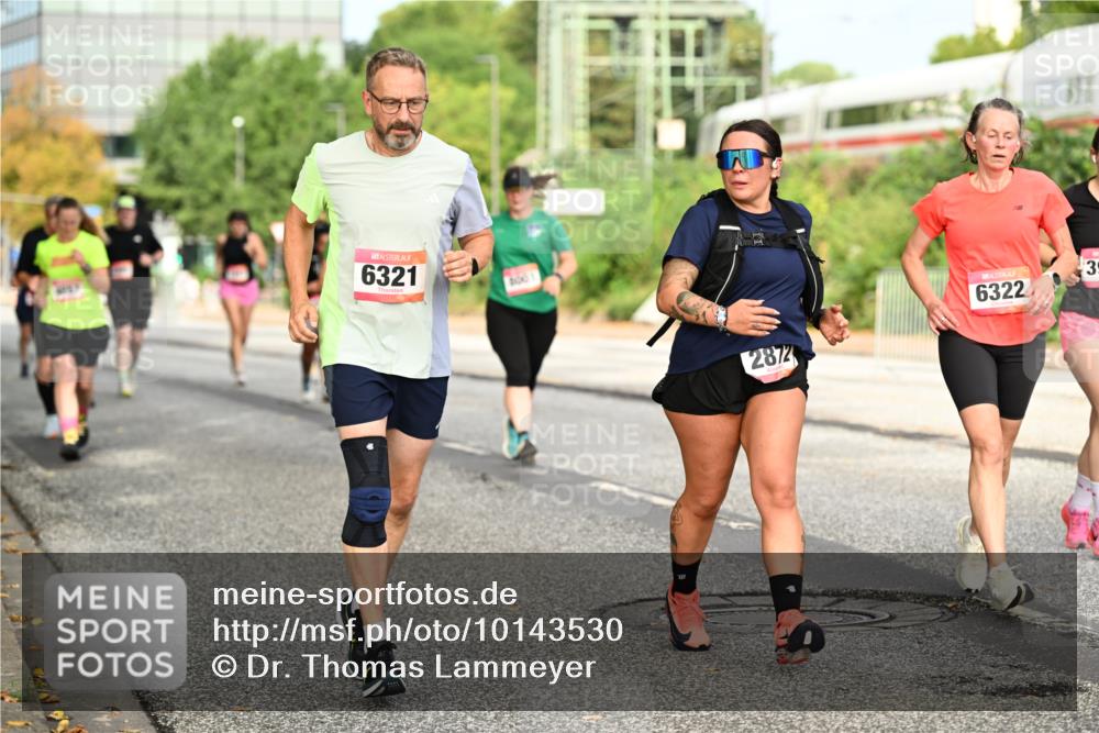 06.09.2026 - CURREX Alsterlauf Dr. Thomas Lammeyer http://msf.ph/oto/10143530 06.09.2026 10:14:13 Laufen 6321, 2872, 6322, 35 meine-sportfotos.de