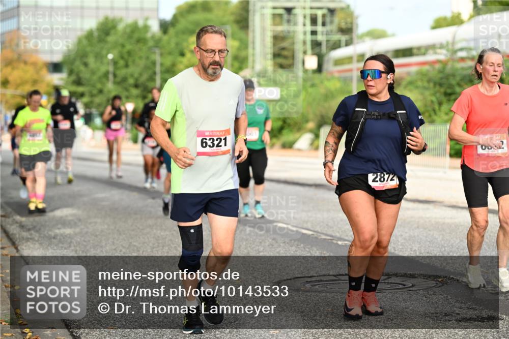 06.09.2026 - CURREX Alsterlauf Dr. Thomas Lammeyer http://msf.ph/oto/10143533 06.09.2026 10:14:14 Laufen 6321, 2872 meine-sportfotos.de