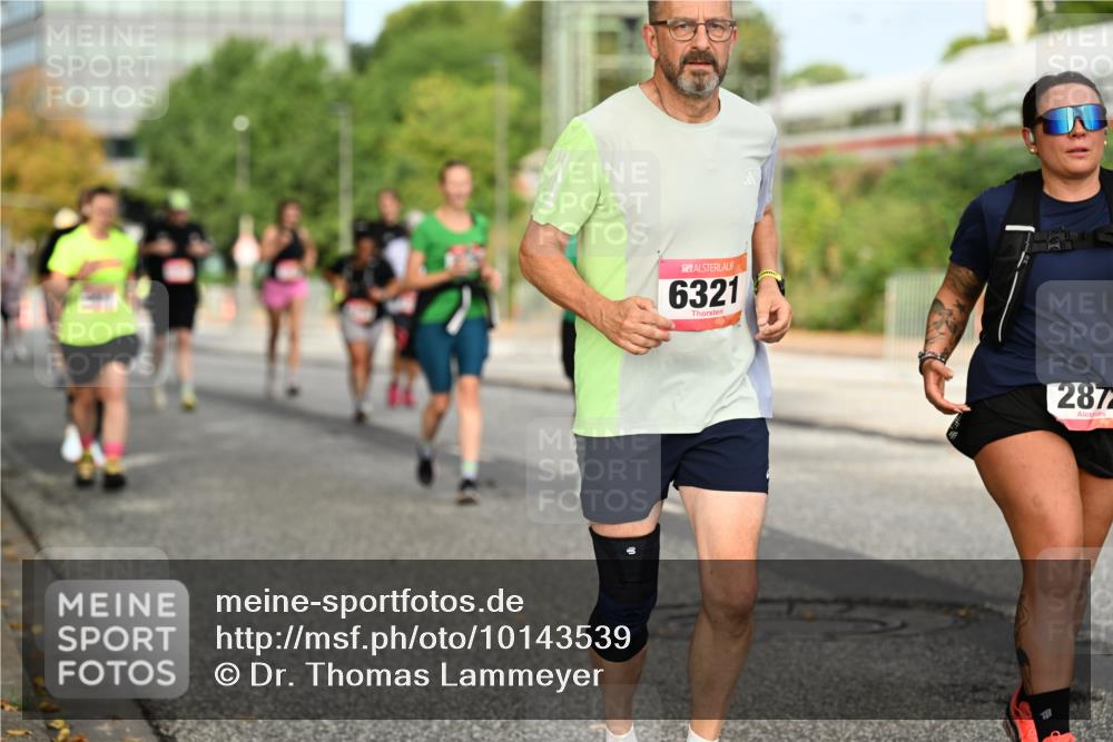 06.09.2026 - CURREX Alsterlauf Dr. Thomas Lammeyer http://msf.ph/oto/10143539 06.09.2026 10:14:15 Laufen 6321, 287 meine-sportfotos.de