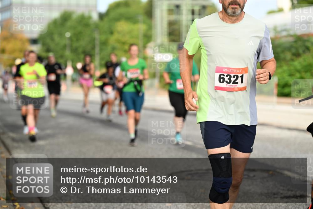 06.09.2026 - CURREX Alsterlauf Dr. Thomas Lammeyer http://msf.ph/oto/10143543 06.09.2026 10:14:15 Laufen 6321 meine-sportfotos.de