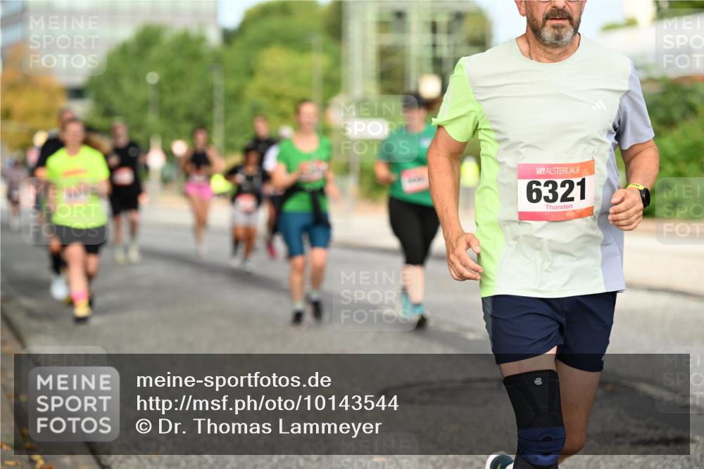 06.09.2026 - CURREX Alsterlauf Dr. Thomas Lammeyer http://msf.ph/oto/10143544 06.09.2026 10:14:15 Laufen 6321 meine-sportfotos.de