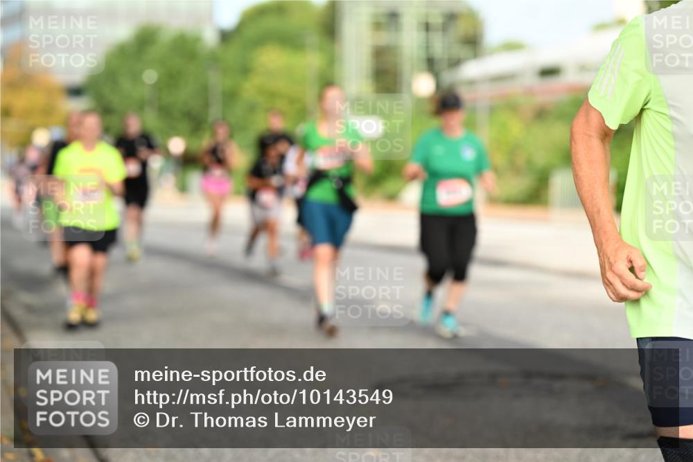 06.09.2026 - CURREX Alsterlauf Dr. Thomas Lammeyer http://msf.ph/oto/10143549 06.09.2026 10:14:16 Laufen  meine-sportfotos.de