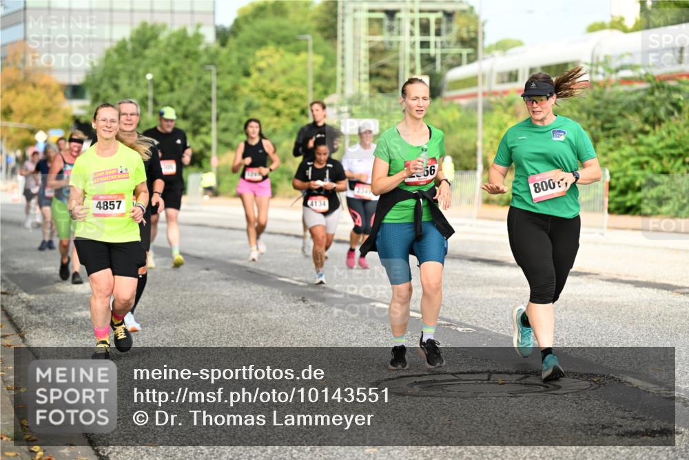 06.09.2026 - CURREX Alsterlauf Dr. Thomas Lammeyer http://msf.ph/oto/10143551 06.09.2026 10:14:17 Laufen 4857, 4134, 2345, 56, 800 meine-sportfotos.de