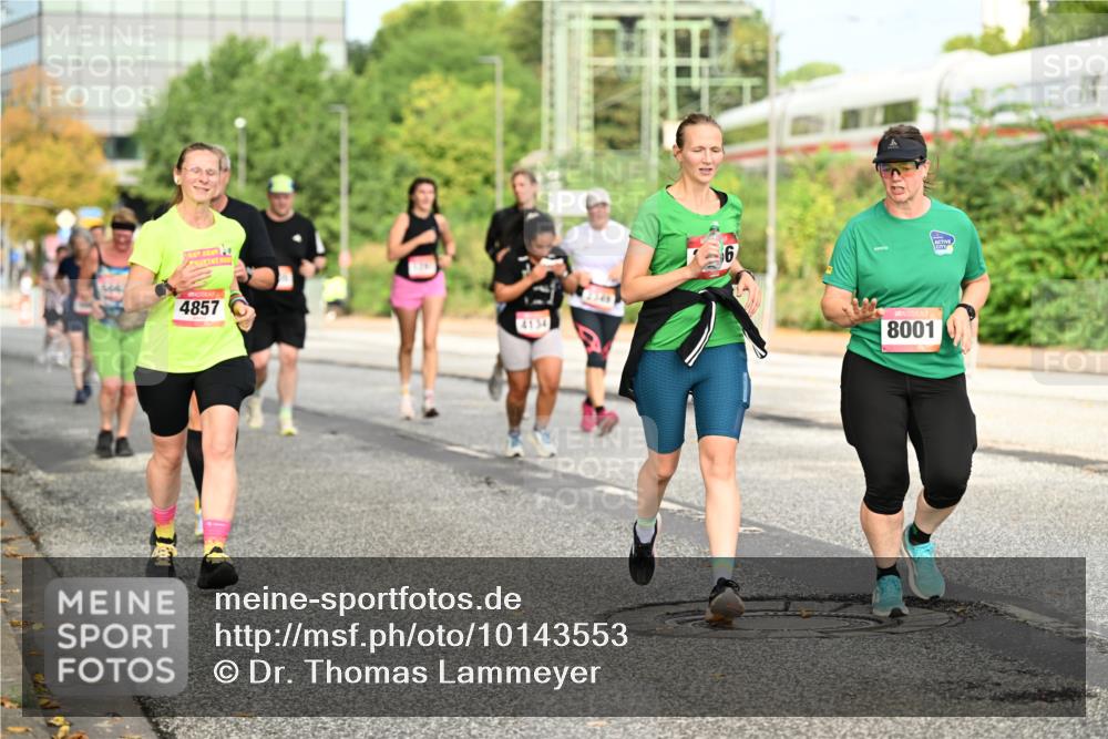 06.09.2026 - CURREX Alsterlauf Dr. Thomas Lammeyer http://msf.ph/oto/10143553 06.09.2026 10:14:17 Laufen 5663, 4857, 4134, 2345, 6, 8001 meine-sportfotos.de