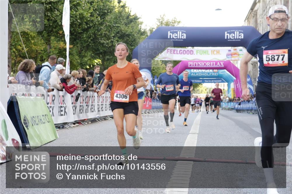 06.09.2026 - CURREX Alsterlauf Yannick Fuchs http://msf.ph/oto/10143556 06.09.2026 09:47:12 Ziel 2569, 4306, 4598, 5297, 5403, 5417, 5877, 6150, 8104 meine-sportfotos.de