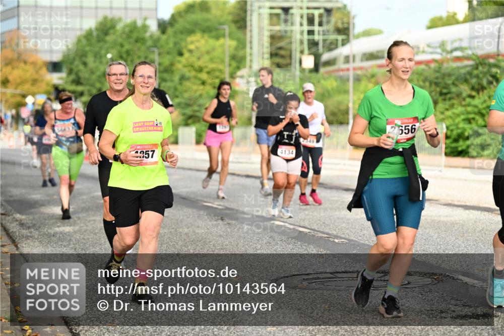 06.09.2026 - CURREX Alsterlauf Dr. Thomas Lammeyer http://msf.ph/oto/10143564 06.09.2026 10:14:18 Laufen 357, 4134, 656 meine-sportfotos.de