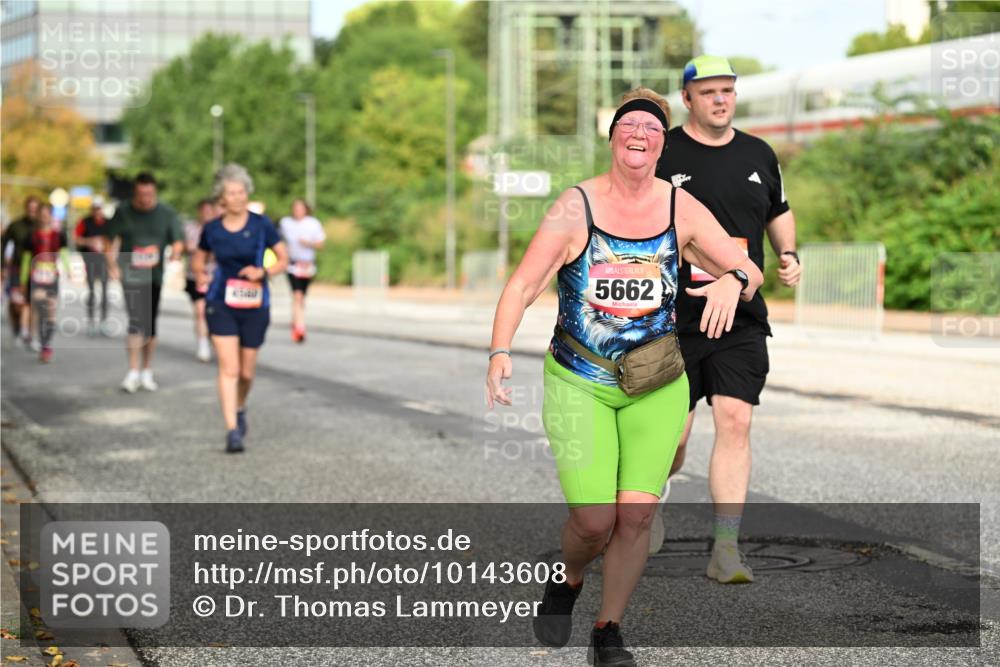 06.09.2026 - CURREX Alsterlauf Dr. Thomas Lammeyer http://msf.ph/oto/10143608 06.09.2026 10:14:23 Laufen 5662 meine-sportfotos.de