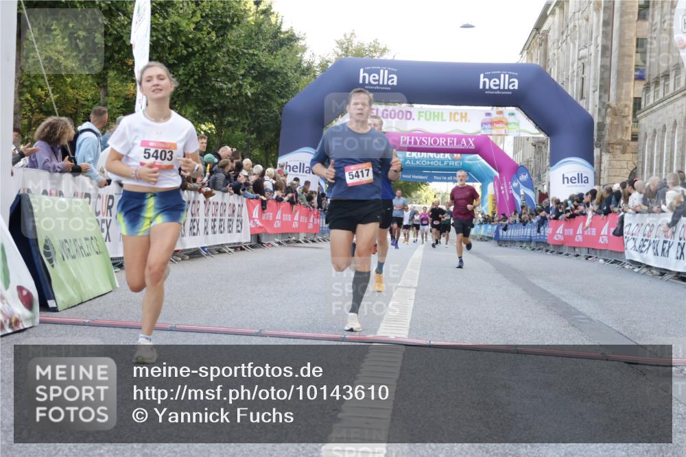 06.09.2026 - CURREX Alsterlauf Yannick Fuchs http://msf.ph/oto/10143610 06.09.2026 09:47:14 Ziel 2569, 4306, 4598, 5297, 5403, 5417, 5877, 6150, 6172 meine-sportfotos.de
