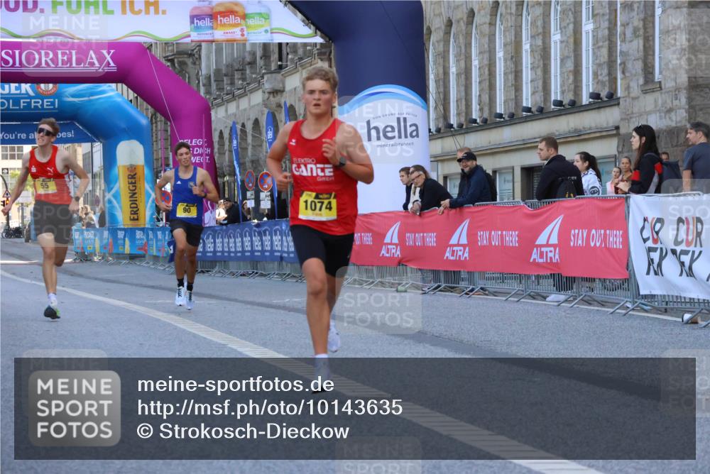 06.09.2026 - CURREX Alsterlauf Strokosch-Dieckow http://msf.ph/oto/10143635 06.09.2026 11:17:56 Ziel 51, 55, 67, 72, 90, 1074 meine-sportfotos.de