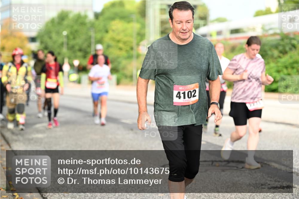 06.09.2026 - CURREX Alsterlauf Dr. Thomas Lammeyer http://msf.ph/oto/10143675 06.09.2026 10:14:31 Laufen 4102 meine-sportfotos.de
