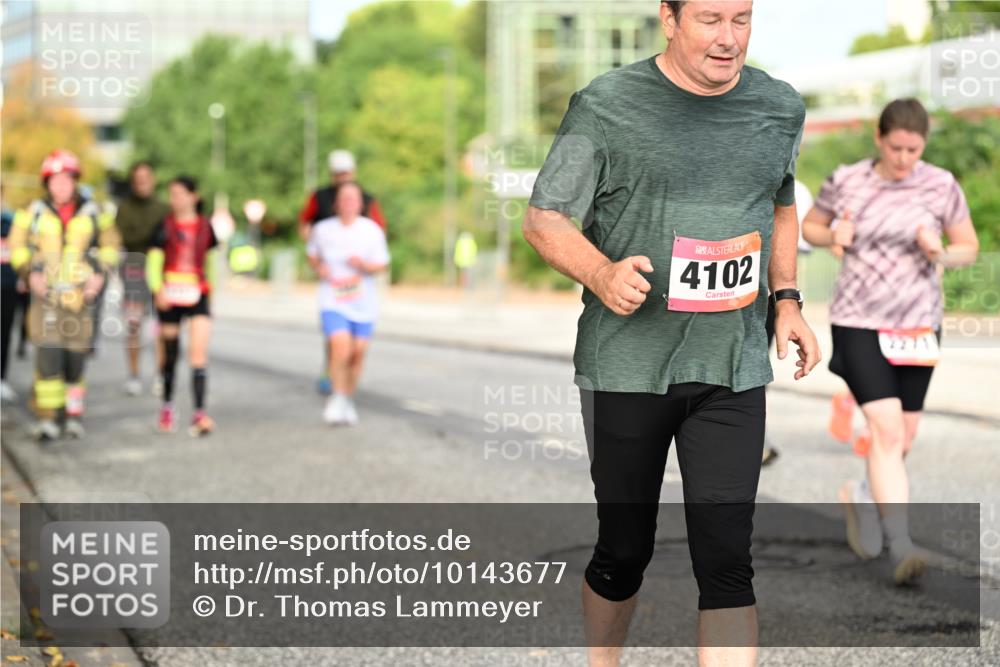 06.09.2026 - CURREX Alsterlauf Dr. Thomas Lammeyer http://msf.ph/oto/10143677 06.09.2026 10:14:31 Laufen 4102 meine-sportfotos.de