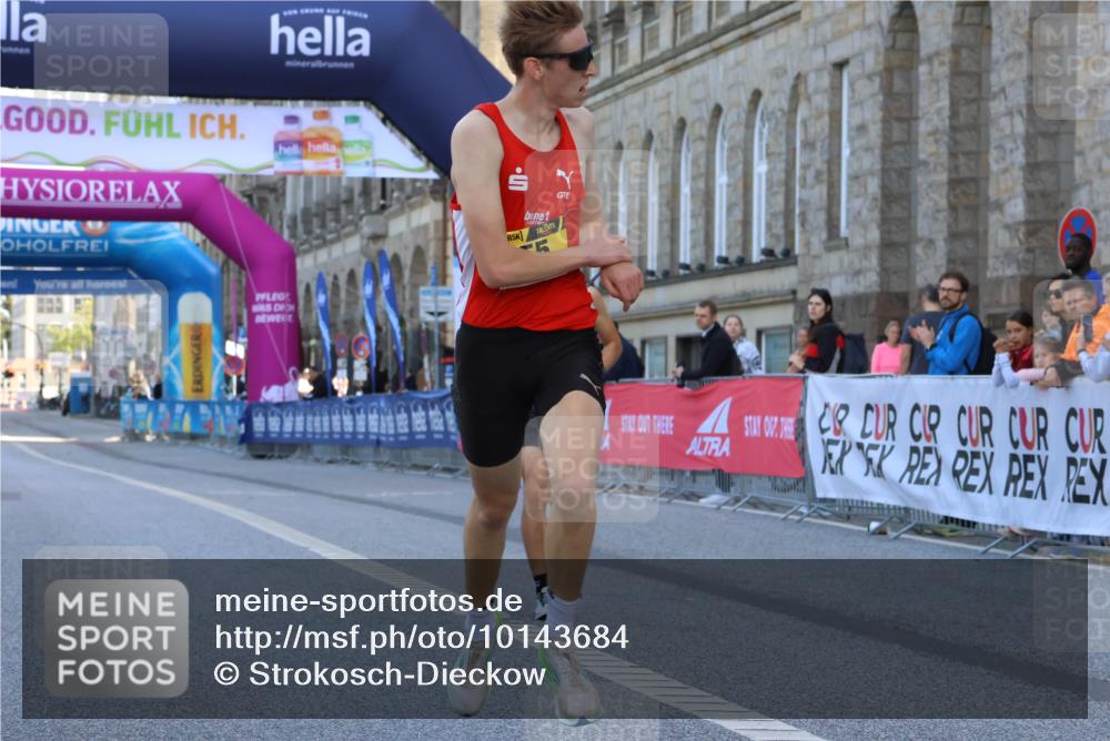 06.09.2026 - CURREX Alsterlauf Strokosch-Dieckow http://msf.ph/oto/10143684 06.09.2026 11:17:59 Ziel 55, 67, 72, 90, 1074 meine-sportfotos.de
