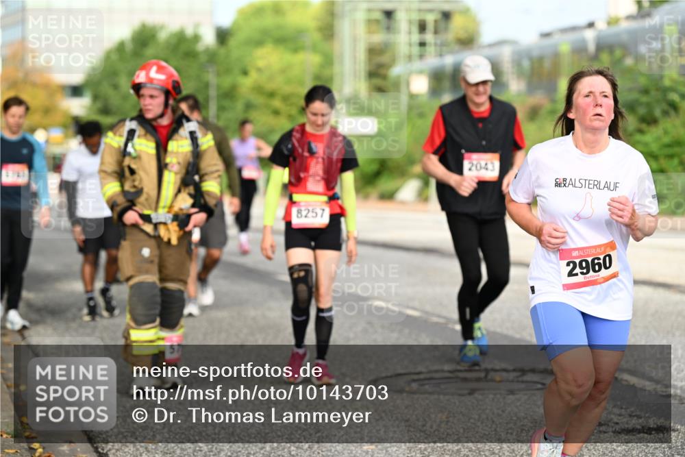 06.09.2026 - CURREX Alsterlauf Dr. Thomas Lammeyer http://msf.ph/oto/10143703 06.09.2026 10:14:36 Laufen 8257, 2043, 2960 meine-sportfotos.de