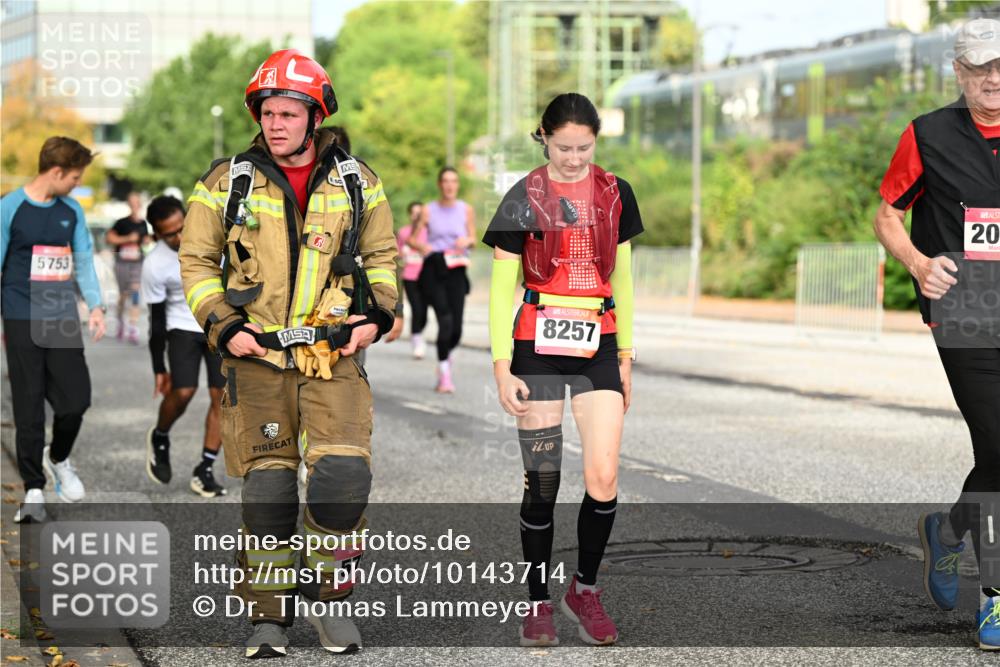 06.09.2026 - CURREX Alsterlauf Dr. Thomas Lammeyer http://msf.ph/oto/10143714 06.09.2026 10:14:37 Laufen 5753, 8257, 57, 20 meine-sportfotos.de