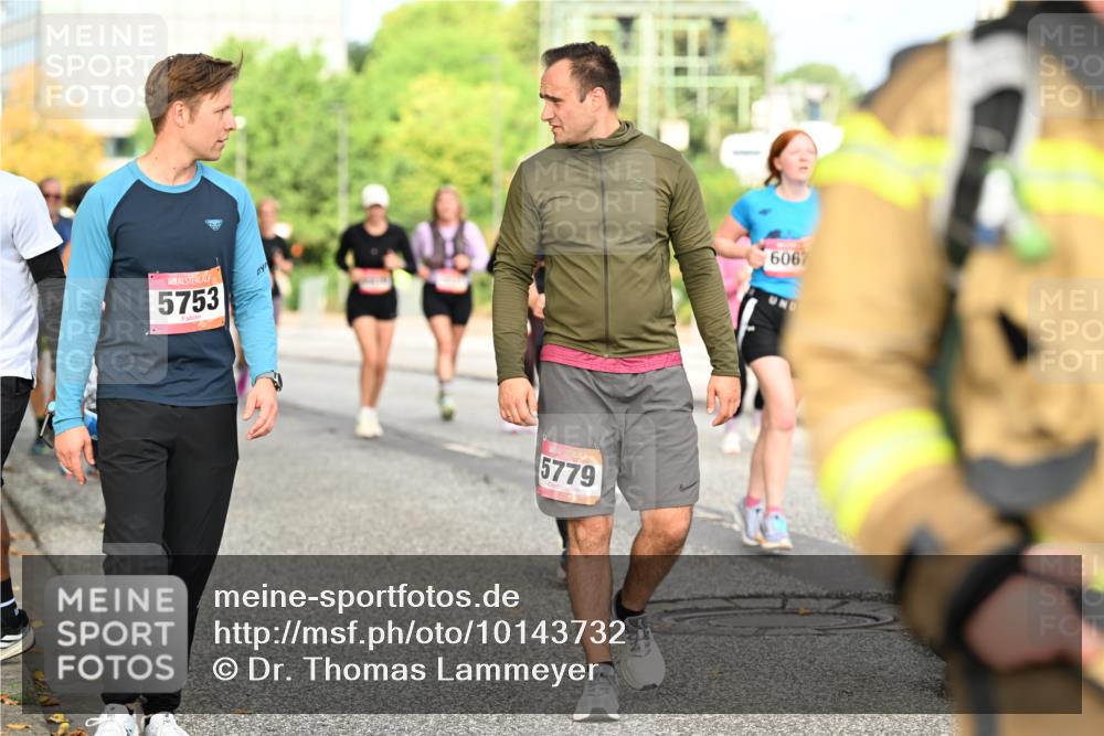 06.09.2026 - CURREX Alsterlauf Dr. Thomas Lammeyer http://msf.ph/oto/10143732 06.09.2026 10:14:41 Laufen 5753, 5779, 6067 meine-sportfotos.de