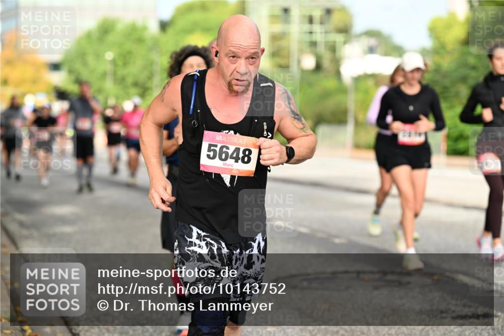 06.09.2026 - CURREX Alsterlauf Dr. Thomas Lammeyer http://msf.ph/oto/10143752 06.09.2026 10:14:46 Laufen 5648 meine-sportfotos.de