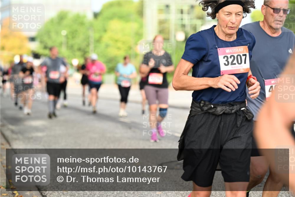 06.09.2026 - CURREX Alsterlauf Dr. Thomas Lammeyer http://msf.ph/oto/10143767 06.09.2026 10:14:48 Laufen 3207 meine-sportfotos.de