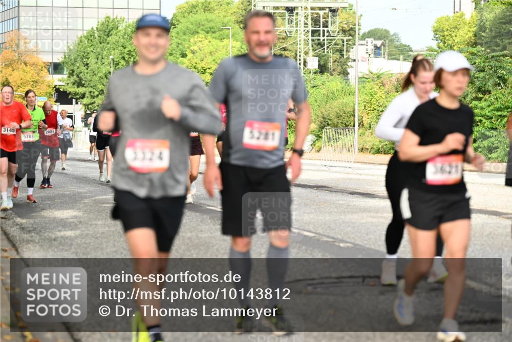 06.09.2026 - CURREX Alsterlauf Dr. Thomas Lammeyer http://msf.ph/oto/10143812 06.09.2026 10:14:56 Laufen 3145, 5788, 2084, 1, 3324, 5281, 3621 meine-sportfotos.de