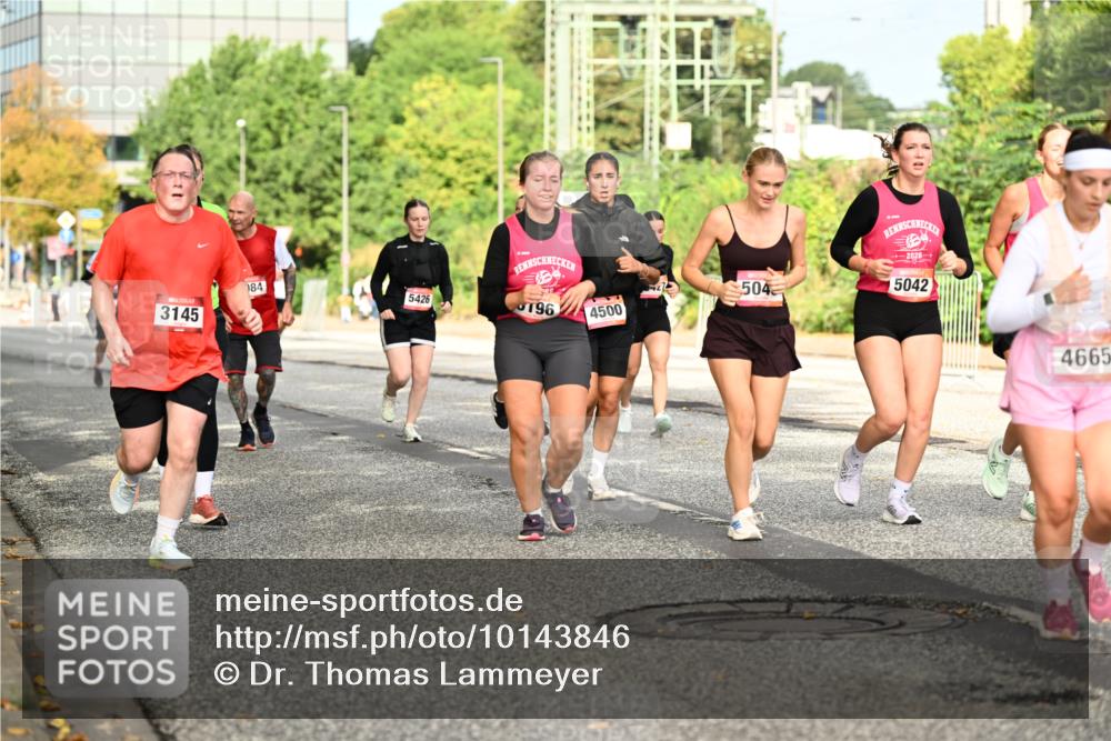 06.09.2026 - CURREX Alsterlauf Dr. Thomas Lammeyer http://msf.ph/oto/10143846 06.09.2026 10:14:59 Laufen 3145, 084, 504, 5426, 196, 4500, 2026, 5042, 4665 meine-sportfotos.de