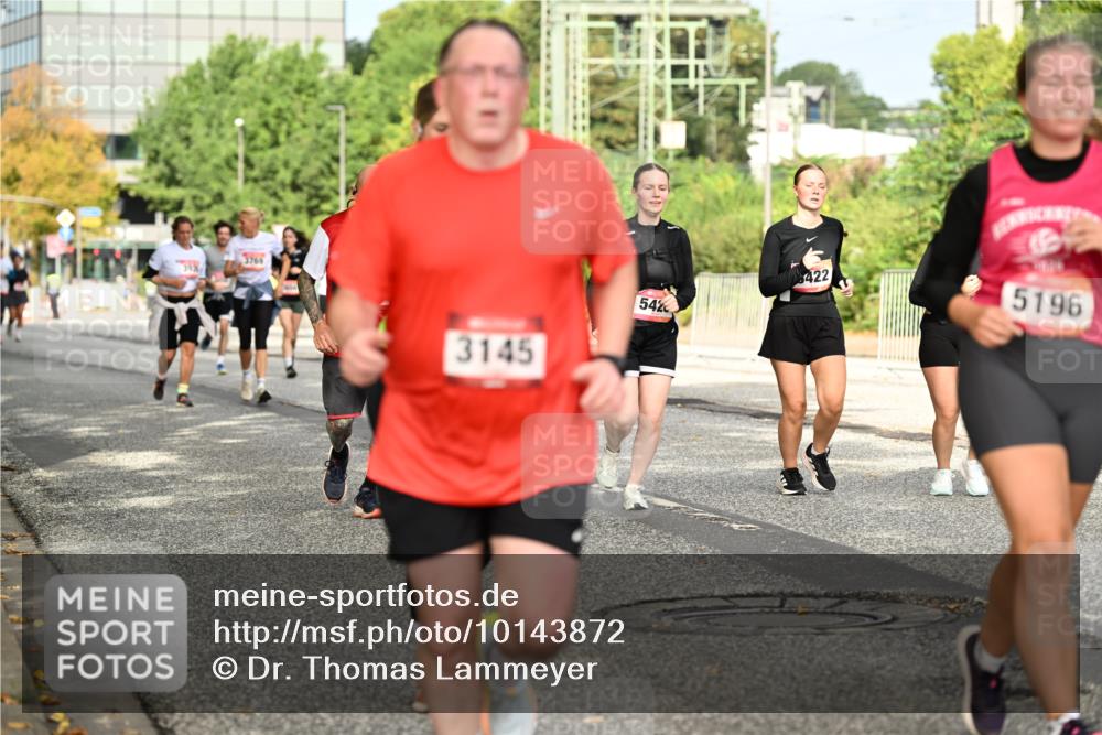 06.09.2026 - CURREX Alsterlauf Dr. Thomas Lammeyer http://msf.ph/oto/10143872 06.09.2026 10:15:02 Laufen 3769, 3145, 54, 422, 5196 meine-sportfotos.de