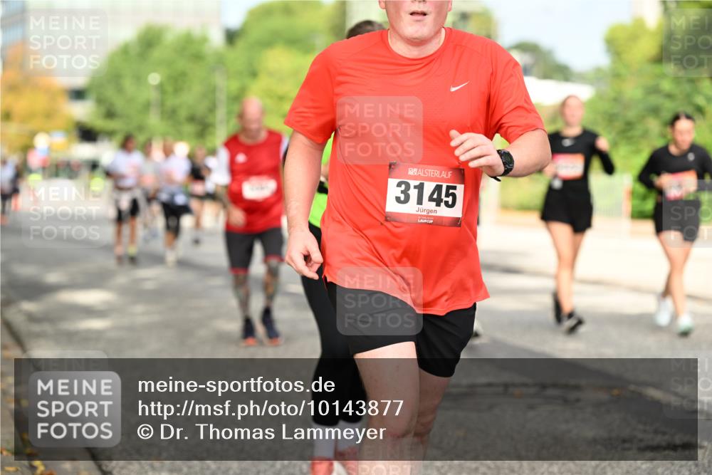 06.09.2026 - CURREX Alsterlauf Dr. Thomas Lammeyer http://msf.ph/oto/10143877 06.09.2026 10:15:03 Laufen 3145 meine-sportfotos.de