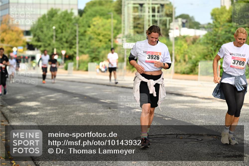 06.09.2026 - CURREX Alsterlauf Dr. Thomas Lammeyer http://msf.ph/oto/10143932 06.09.2026 10:15:11 Laufen 3926, 3769 meine-sportfotos.de