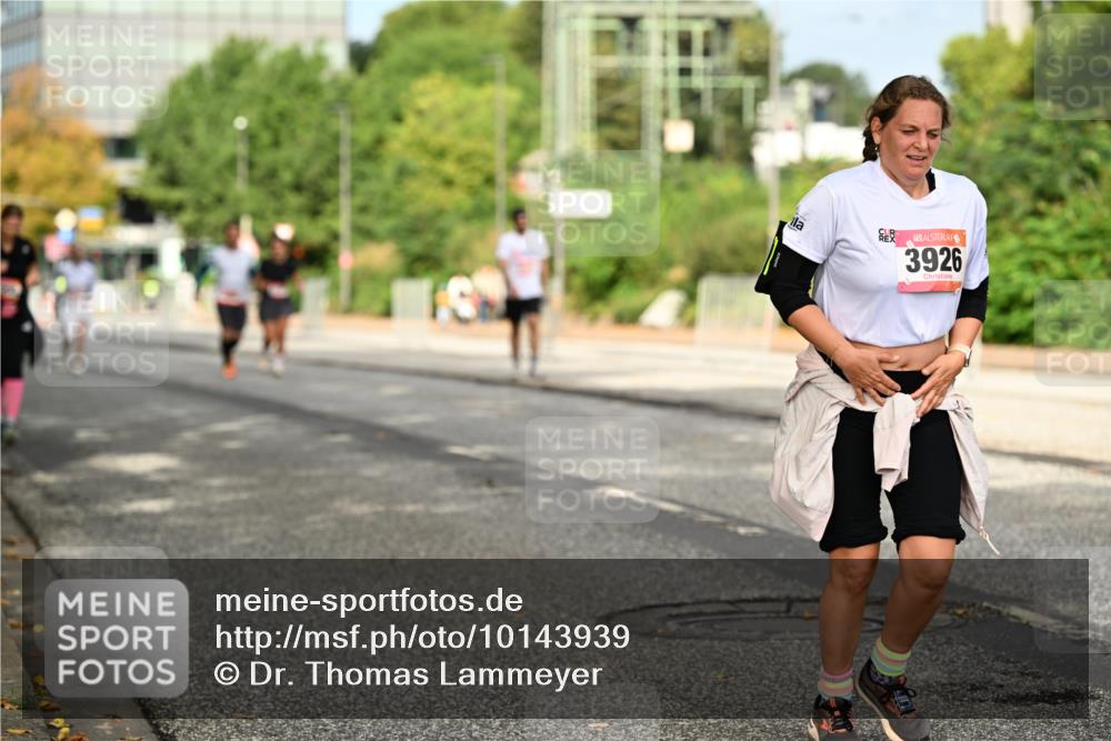 06.09.2026 - CURREX Alsterlauf Dr. Thomas Lammeyer http://msf.ph/oto/10143939 06.09.2026 10:15:12 Laufen 3926 meine-sportfotos.de
