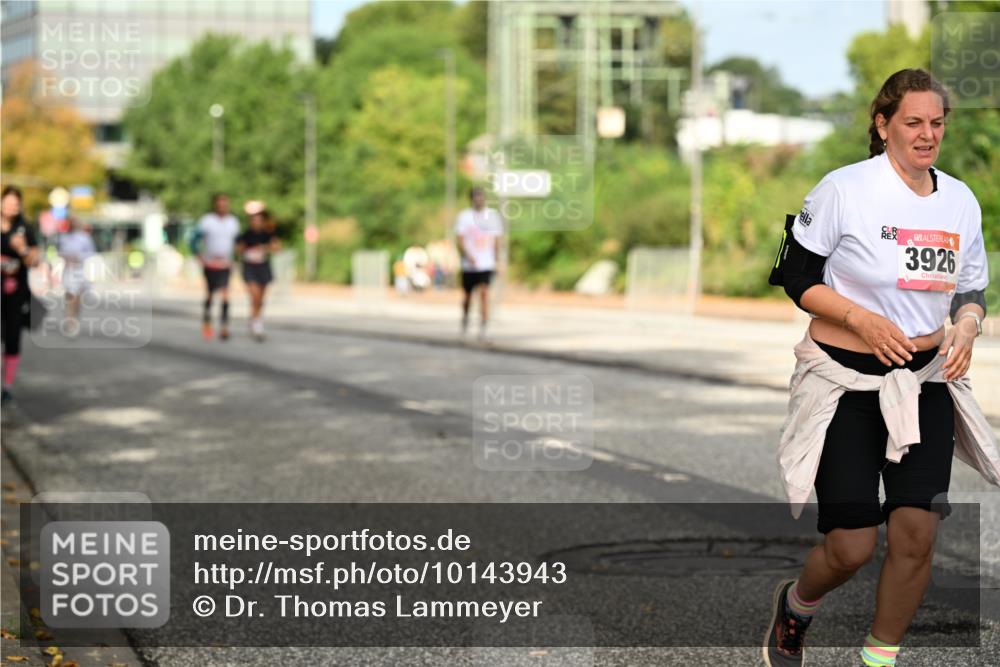 06.09.2026 - CURREX Alsterlauf Dr. Thomas Lammeyer http://msf.ph/oto/10143943 06.09.2026 10:15:12 Laufen 3926 meine-sportfotos.de