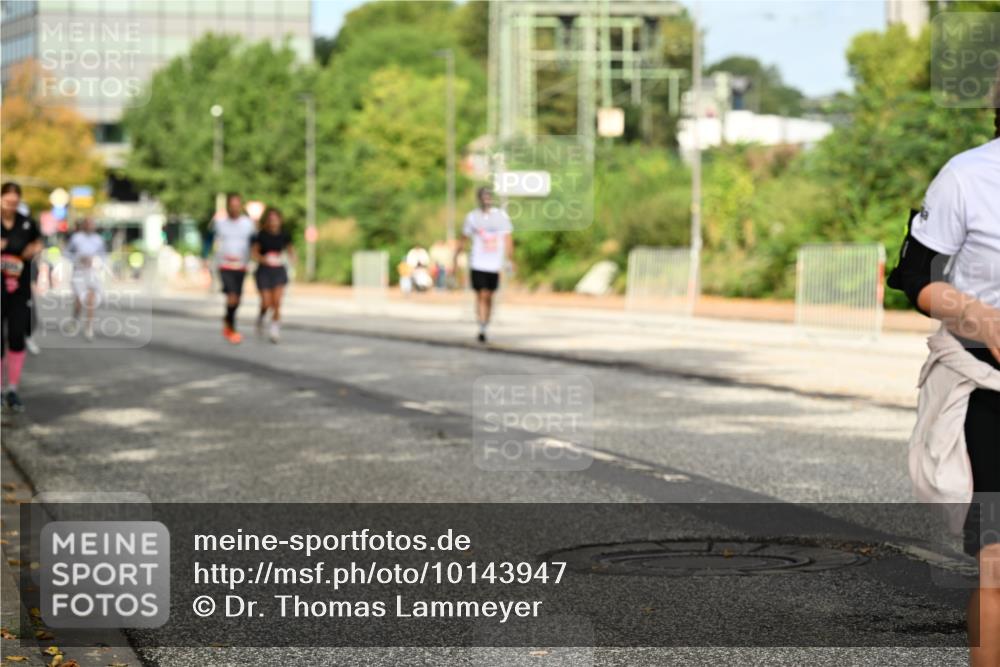 06.09.2026 - CURREX Alsterlauf Dr. Thomas Lammeyer http://msf.ph/oto/10143947 06.09.2026 10:15:13 Laufen  meine-sportfotos.de