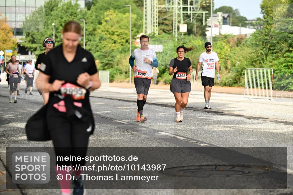 06.09.2026 - CURREX Alsterlauf Dr. Thomas Lammeyer http://msf.ph/oto/10143987 06.09.2026 10:15:19 Laufen 2293, 2292, 5172 meine-sportfotos.de