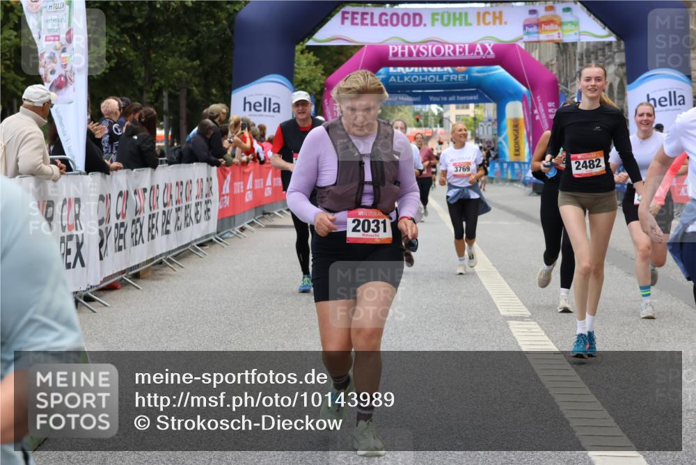 06.09.2026 - CURREX Alsterlauf Strokosch-Dieckow http://msf.ph/oto/10143989 06.09.2026 10:20:03 Ziel 2031, 2043, 2084, 2482, 2483, 3003, 3417, 3769, 3926, 4270, 4610, 4767, 5580, 5581 meine-sportfotos.de