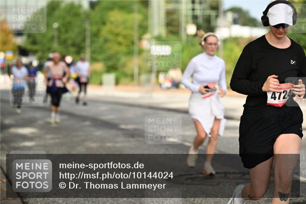 06.09.2026 - CURREX Alsterlauf Dr. Thomas Lammeyer http://msf.ph/oto/10144024 06.09.2026 10:15:24 Laufen 4724 meine-sportfotos.de