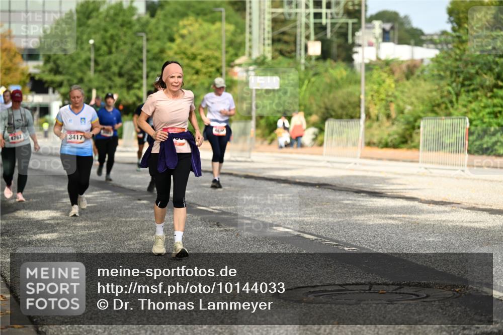 06.09.2026 - CURREX Alsterlauf Dr. Thomas Lammeyer http://msf.ph/oto/10144033 06.09.2026 10:15:28 Laufen 4767, 3417 meine-sportfotos.de