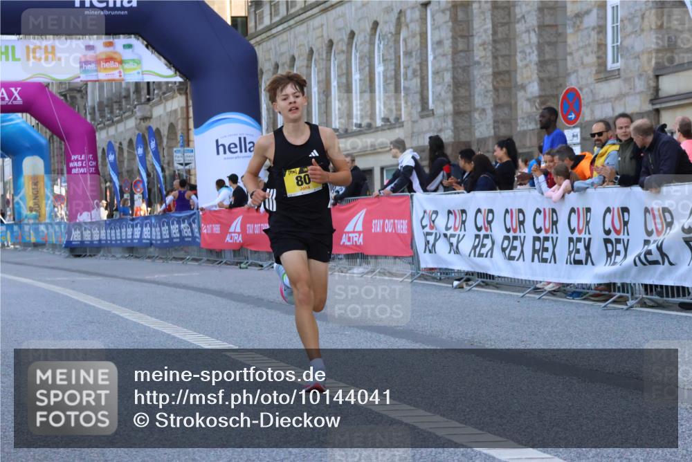 06.09.2026 - CURREX Alsterlauf Strokosch-Dieckow http://msf.ph/oto/10144041 06.09.2026 11:20:07 Ziel 80 meine-sportfotos.de