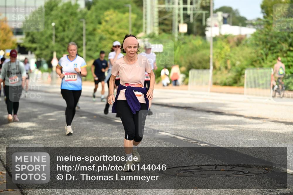 06.09.2026 - CURREX Alsterlauf Dr. Thomas Lammeyer http://msf.ph/oto/10144046 06.09.2026 10:15:30 Laufen 3417 meine-sportfotos.de