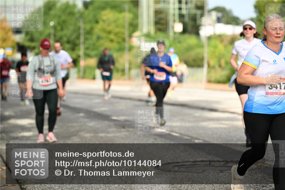 06.09.2026 - CURREX Alsterlauf Dr. Thomas Lammeyer http://msf.ph/oto/10144084 06.09.2026 10:15:34 Laufen 0, 3417 meine-sportfotos.de