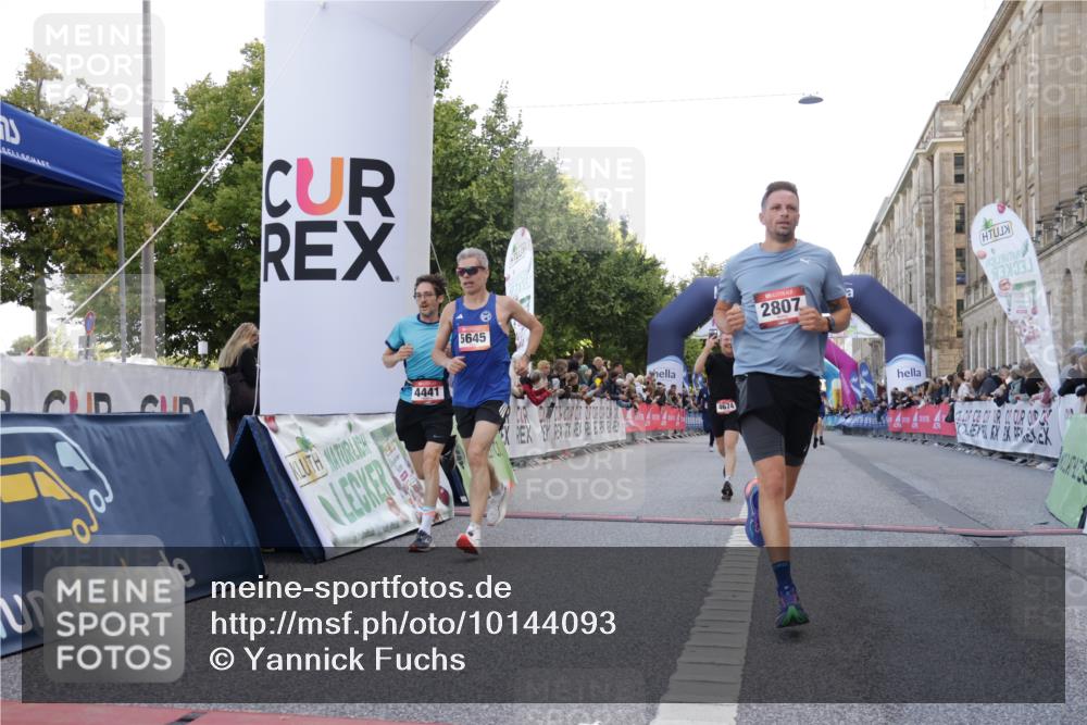 06.09.2026 - CURREX Alsterlauf Yannick Fuchs http://msf.ph/oto/10144093 06.09.2026 09:47:23 Ziel 2106, 2807, 4441, 4598, 4674, 4863, 5389, 5645, 5729, 6021, 6172 meine-sportfotos.de