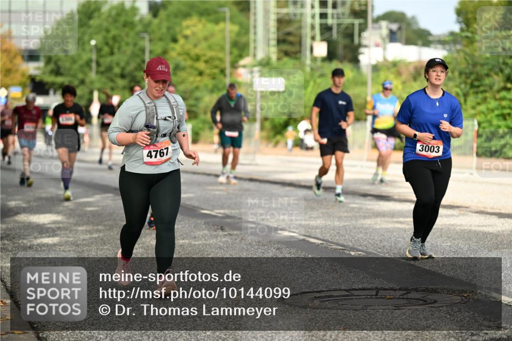 06.09.2026 - CURREX Alsterlauf Dr. Thomas Lammeyer http://msf.ph/oto/10144099 06.09.2026 10:15:36 Laufen 4767, 3003 meine-sportfotos.de