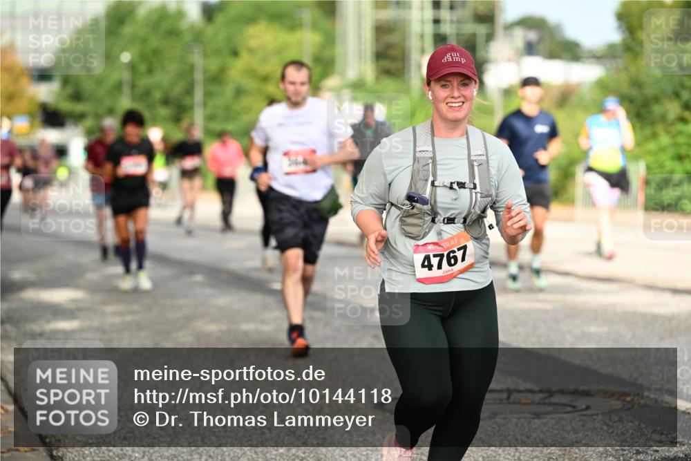 06.09.2026 - CURREX Alsterlauf Dr. Thomas Lammeyer http://msf.ph/oto/10144118 06.09.2026 10:15:37 Laufen 4767, 11 meine-sportfotos.de