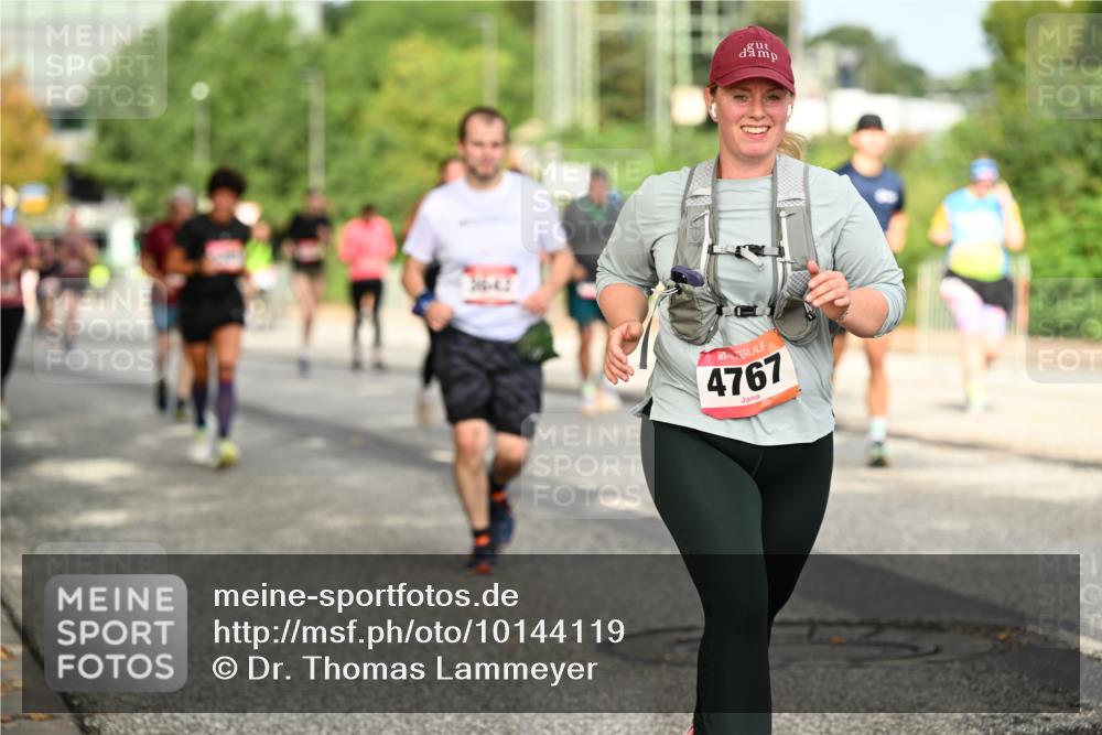 06.09.2026 - CURREX Alsterlauf Dr. Thomas Lammeyer http://msf.ph/oto/10144119 06.09.2026 10:15:37 Laufen 4767 meine-sportfotos.de
