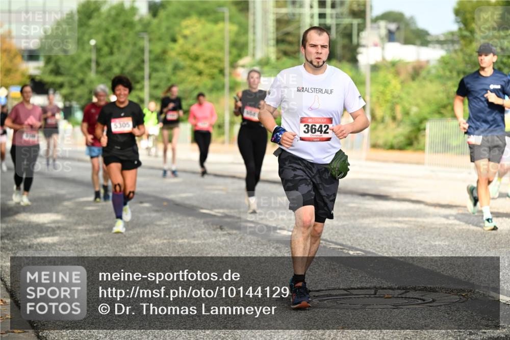 06.09.2026 - CURREX Alsterlauf Dr. Thomas Lammeyer http://msf.ph/oto/10144129 06.09.2026 10:15:39 Laufen 5305, 6168, 3642 meine-sportfotos.de